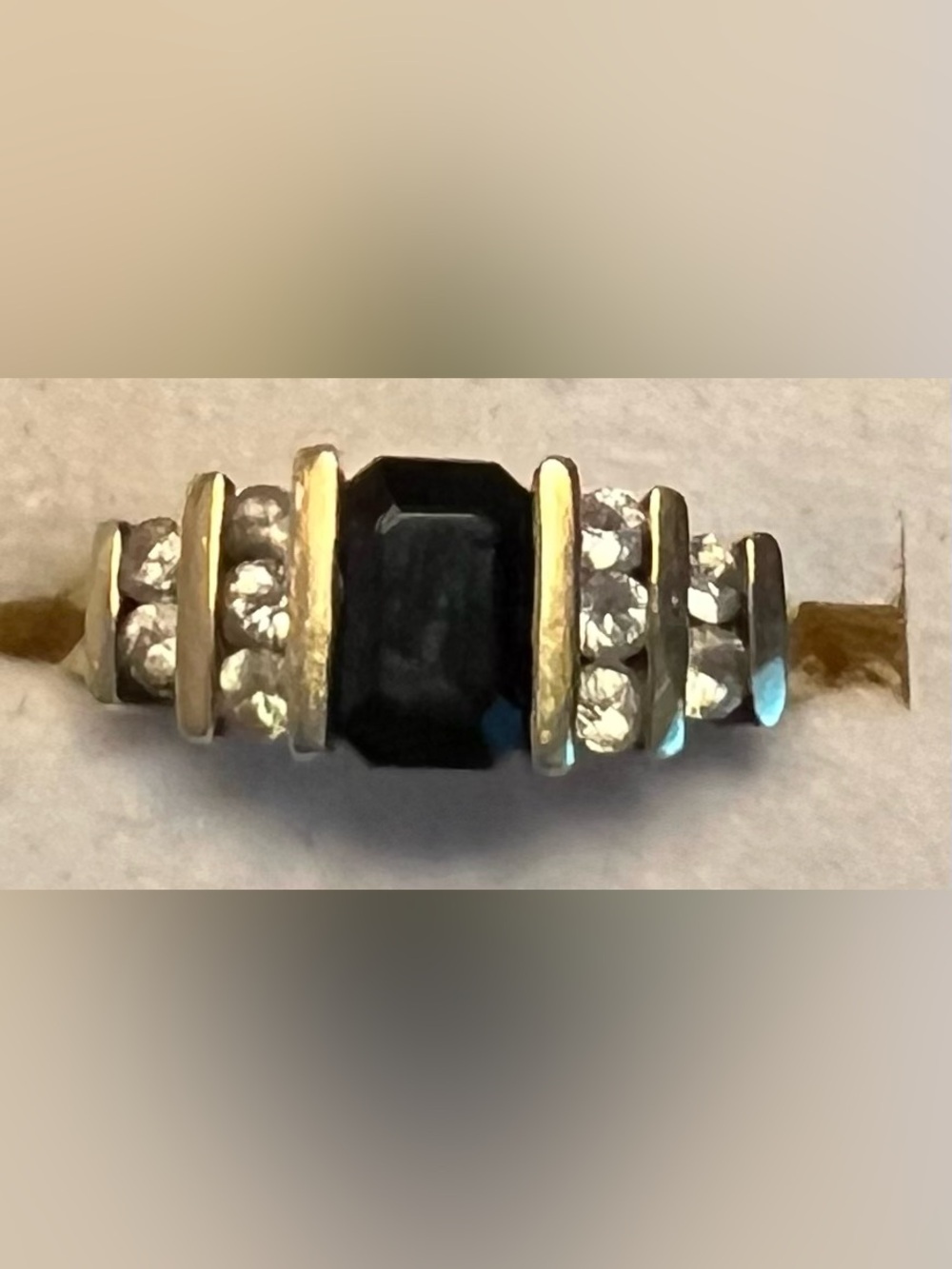 10K Black and White Sapphire Ring Size 7